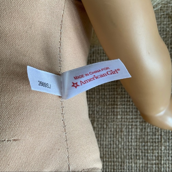 AMERICAN GIRL Doll GOTY 2010 Lanie in Meet Outfit - Picture 8 of 15